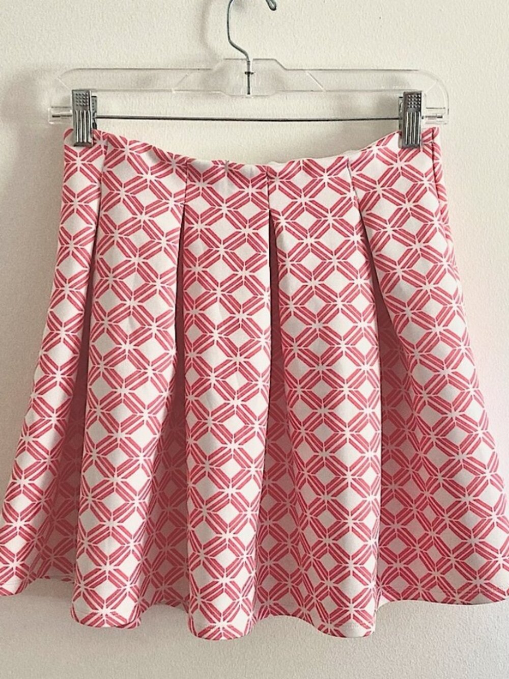pleated geometric print miniskirt size M🎨